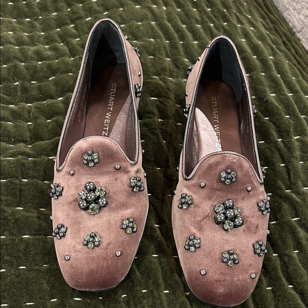 Stuart Weitzman Embellished Velvet Loafers in Mauve